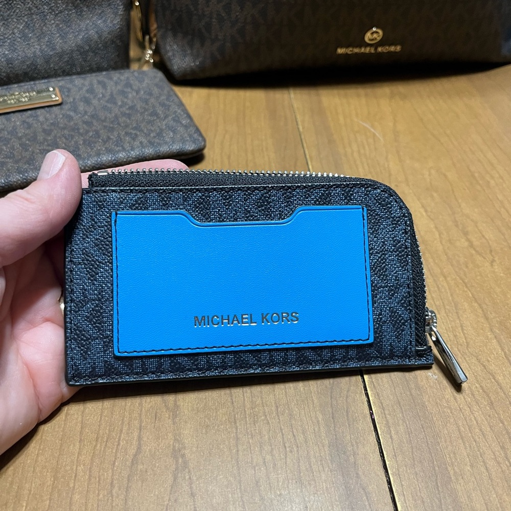 Michael Kors card and coin wallet.